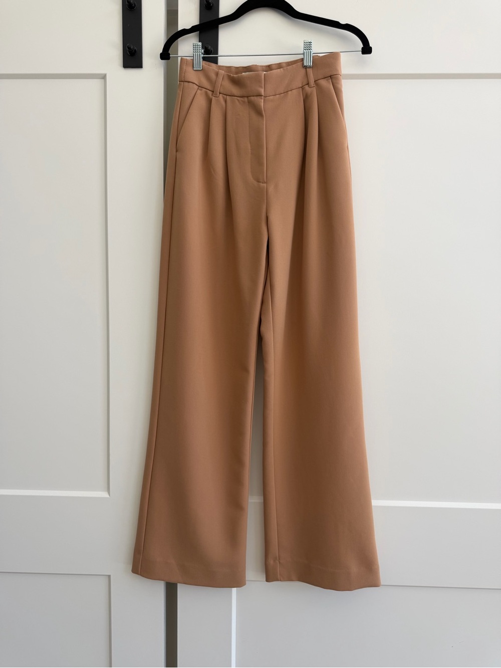 NWT Abercrombie & Fitch Wide-Leg Women's Pants in Camel/Tan
